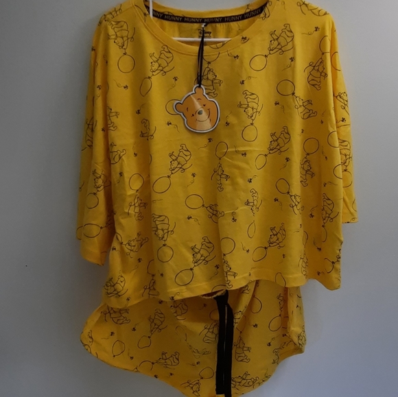 Disney Other - Disney Winnie The Pooh Crop Top And Shorts